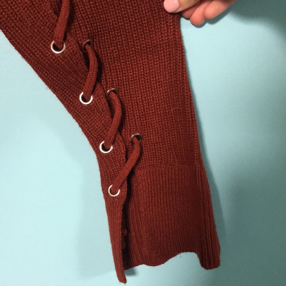 Sweater - Picture 3 of 3